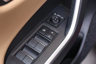 SUV Toyota RAV4 8 av 21