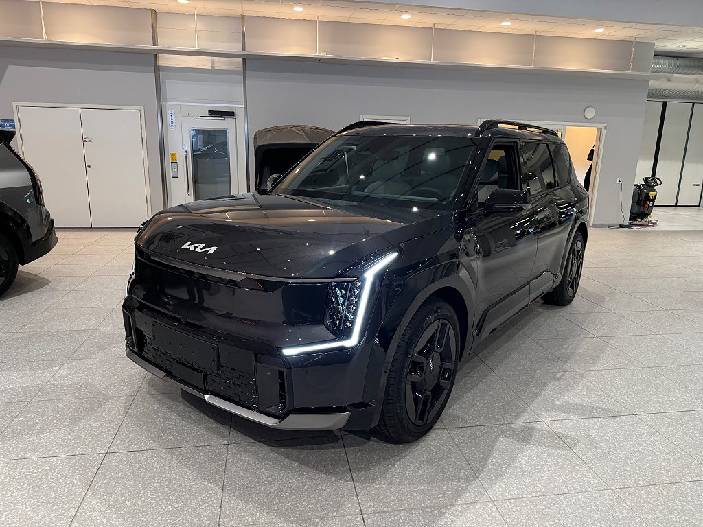 Kia EV9 GT-Line 6-sits AWD 384hk Business V-HJUL 9900:- 