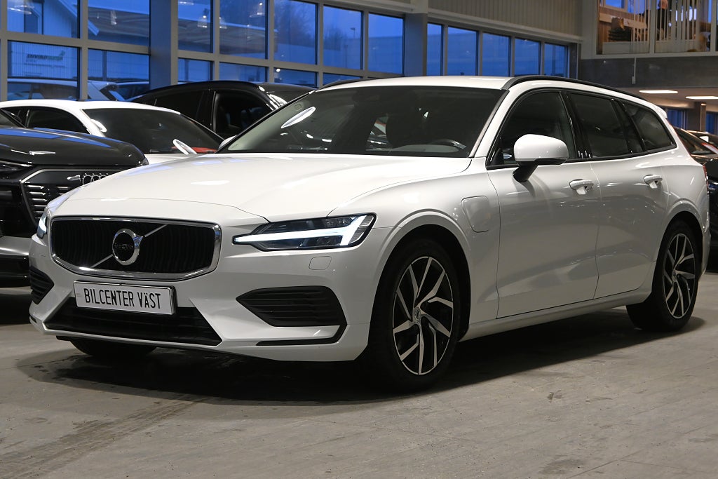 Volvo V60 Recharge T6 AWD Momentum Ed. Drag Teknikpaket