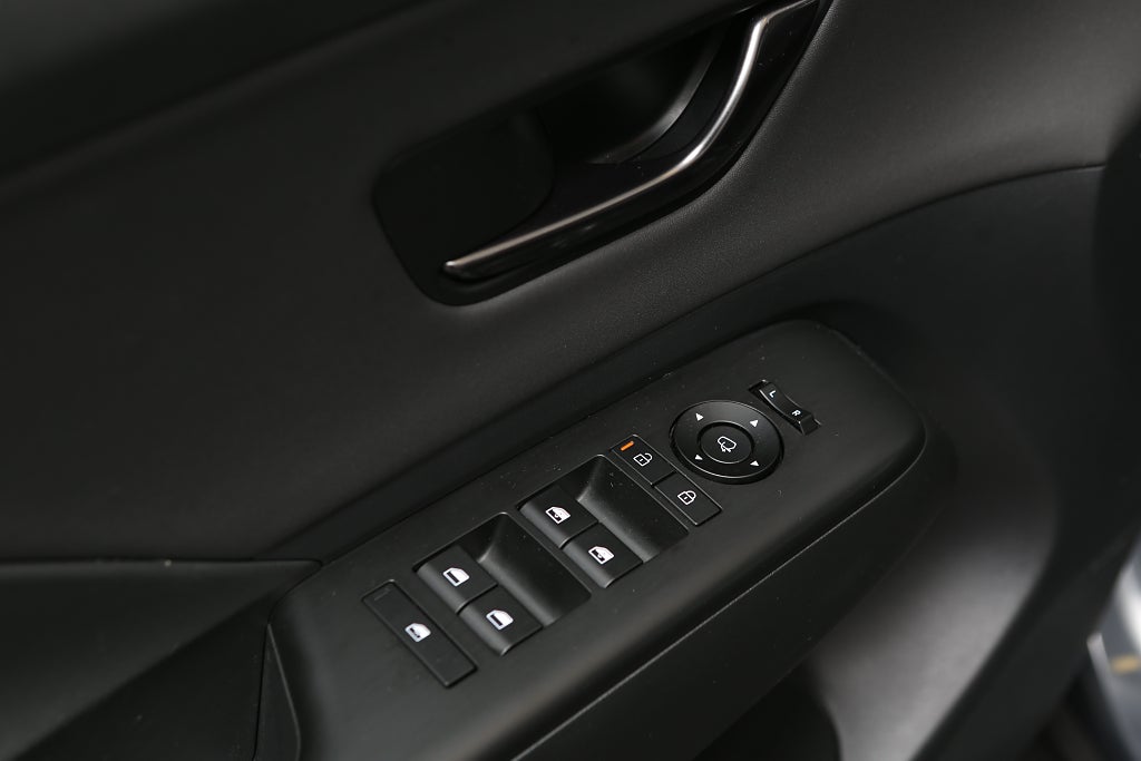 Hyundai Kona Hybrid 1.6 GDi DCT N-Line / Techpaket / Demobil