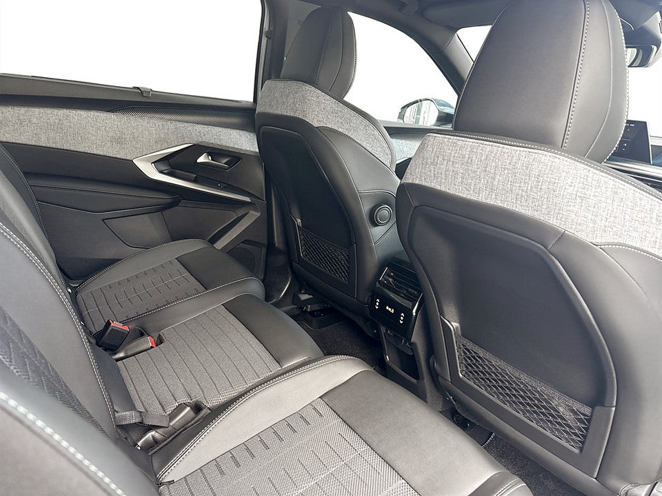 Bild på Peugeot 5008 GT Hybrid 145hk Aut KAMPANJ BRÄNSLE INGÅR
