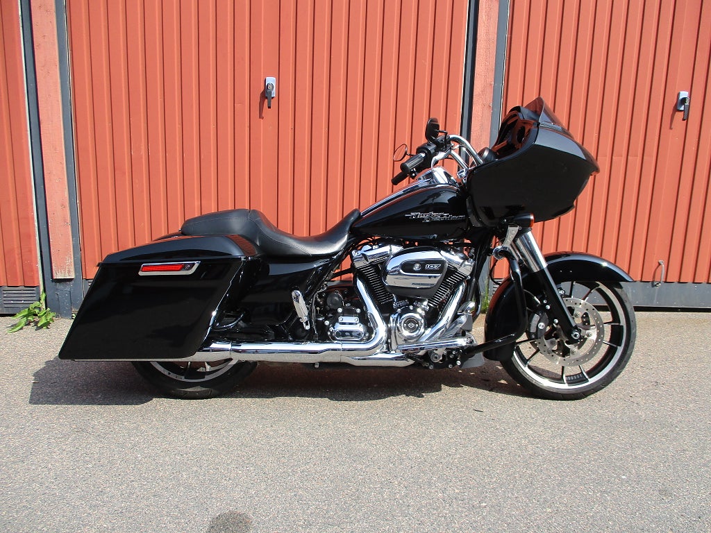 Harley-Davidson Road Glide  