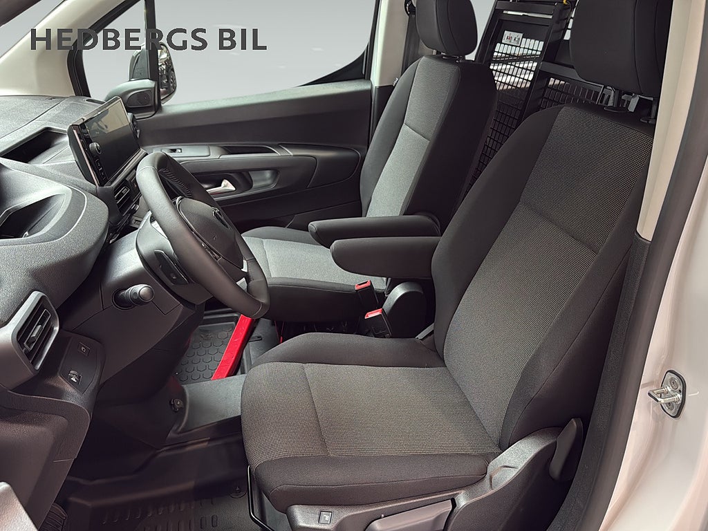 Peugeot Partner Crew Cab 130  5-SITS   thumbnail