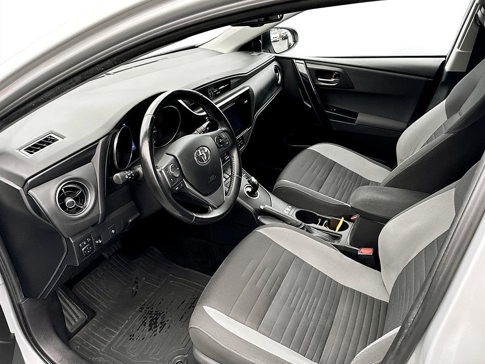 Bild på Toyota Auris Touring Sports Hybrid 136hk Aut B-KAMERA FARTHÅLLARE