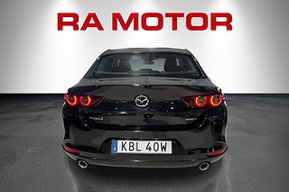 Sedan Mazda 3 6 av 24