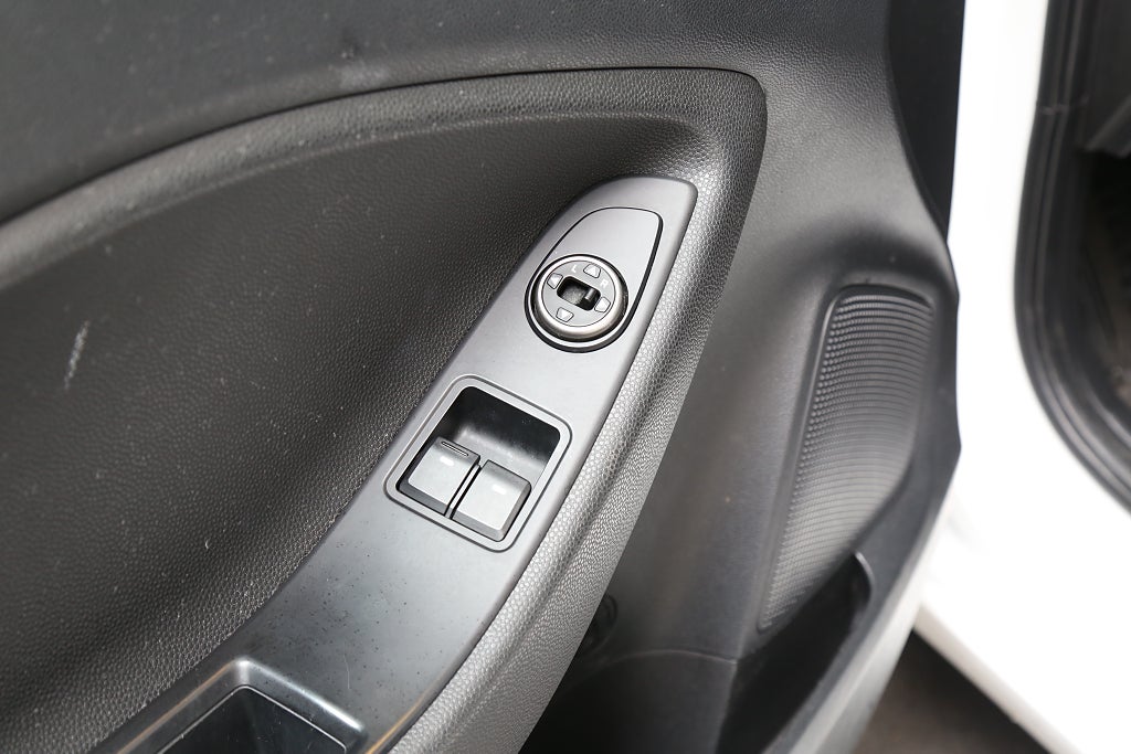 Hyundai i20 1,2 84hk Comfort 5D Rattvärmare | Bluetooth | 2018