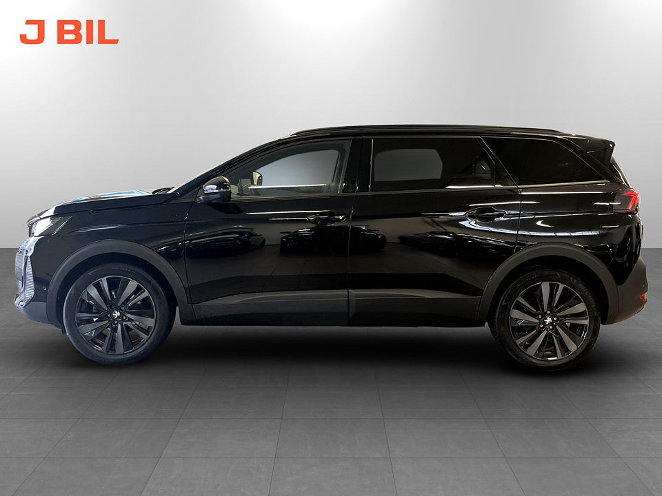 Bild på Peugeot 5008 GT 1.2 PT 130hk Aut 7-SITS B-KAMERA CARPLAY