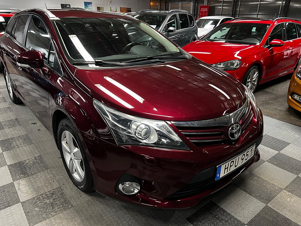 Toyota Avensis Kombi 1.8 Valvematic Edition 50