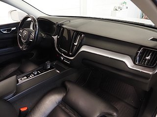 SUV Volvo XC60 11 av 26