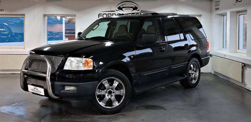 Ford Expedition 5.4 V8 SEFI ControlTrac XLT 7-SITS 