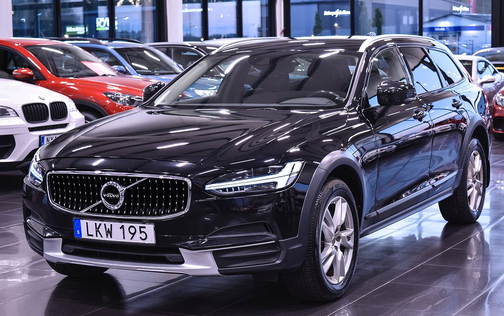 Volvo V90 Cross Country D4 AWD Geartronic|Momentum Plus|VOC