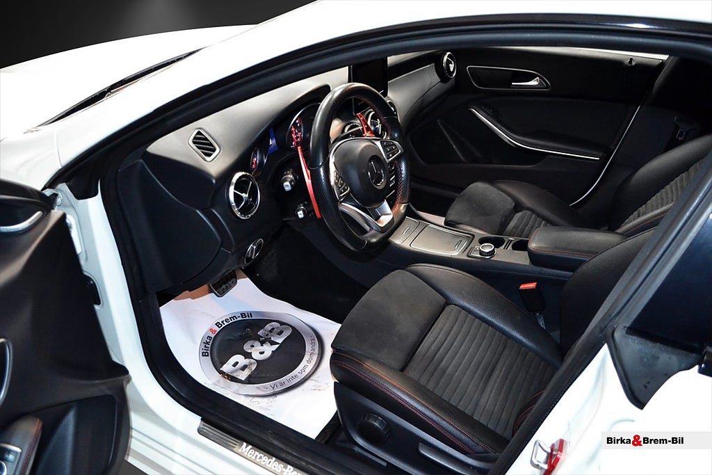 Mercedes-Benz CLA 200 7G-DCT AMG Sport Panorama 156hk