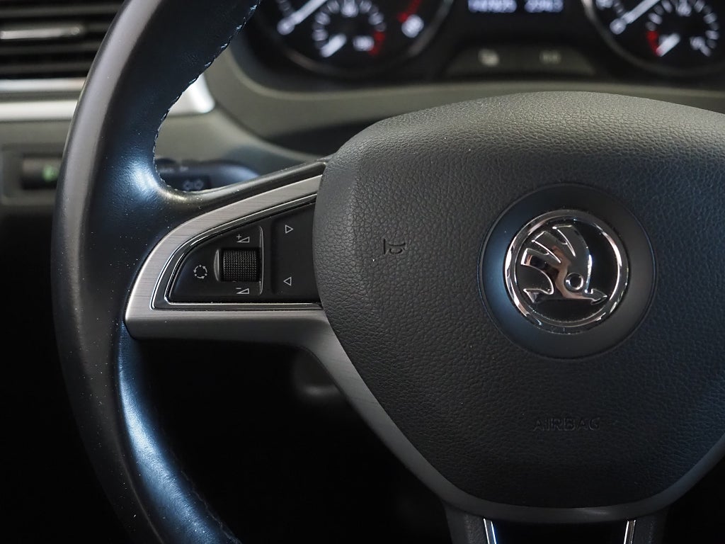 Skoda Rapid Spaceback 1.2 TSI 105hk Elegance P-Sensorer 2015