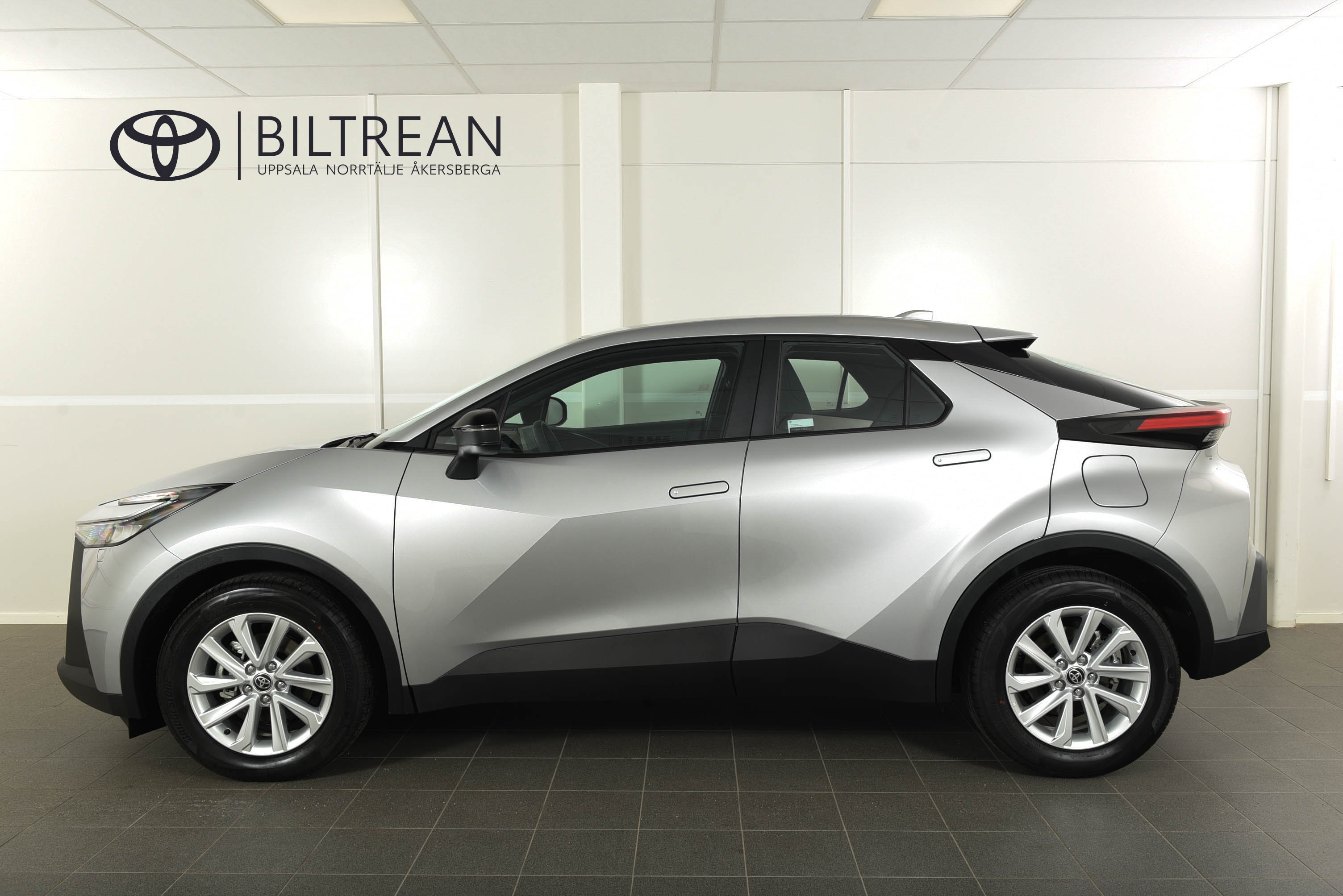 Toyota C-HR 2026, bild 2/38