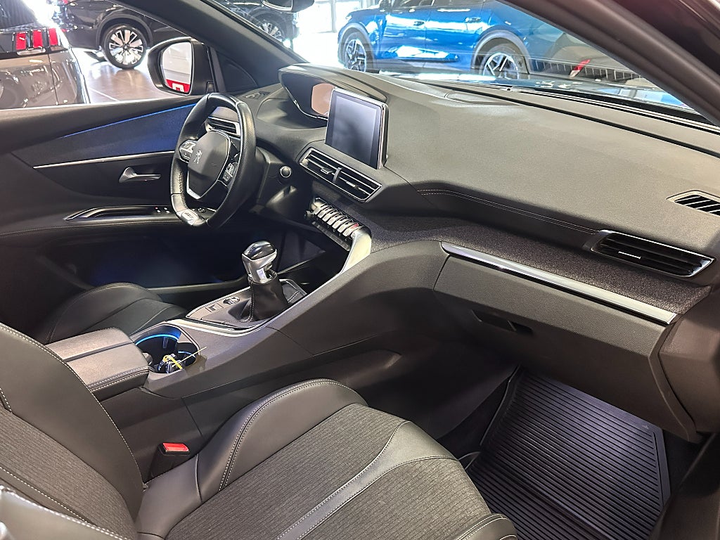 Peugeot 3008 GT-Line 1.2 PureTech 130hk B-kamera Euro 6 thumbnail