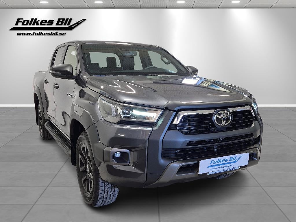 Toyota Hilux INVINCIBLE DC 2.8 D Aut Parkv. OMGÅENDE LEVERANS