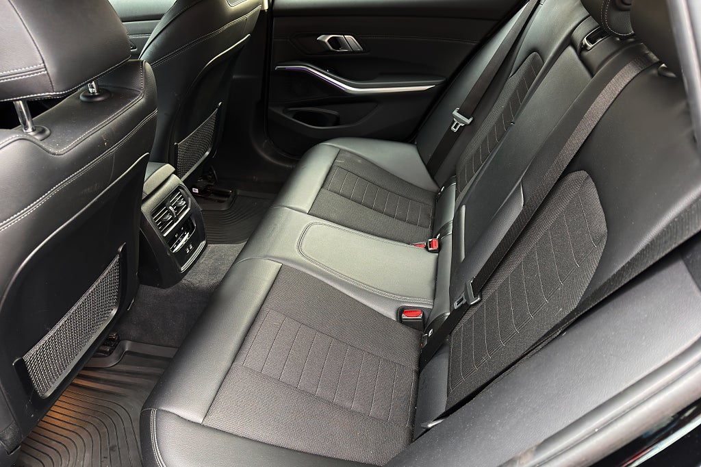 BMW 330e Touring|Drag|Värmare|CarPlay|B-kamera|Cockpit|XtraBoost