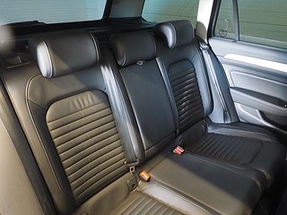 Kombi Volkswagen Passat 12 av 25