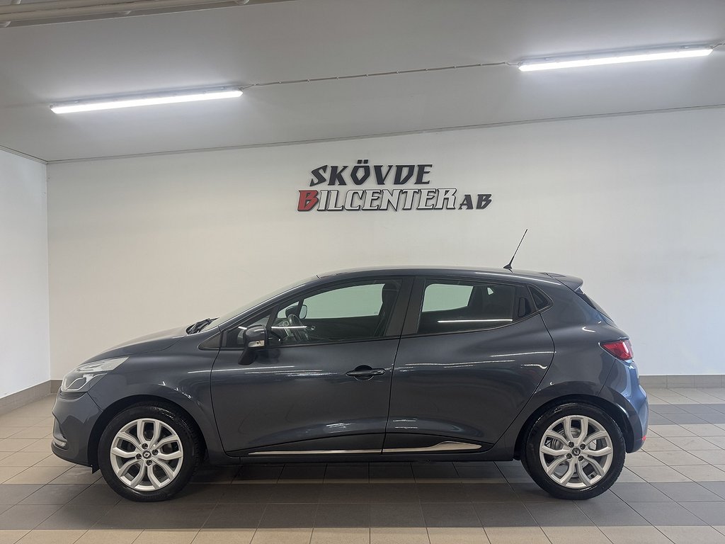 Renault Clio 0.9 TCe Zen/9100Mil/GPS/360kr Årsskatt/Finans