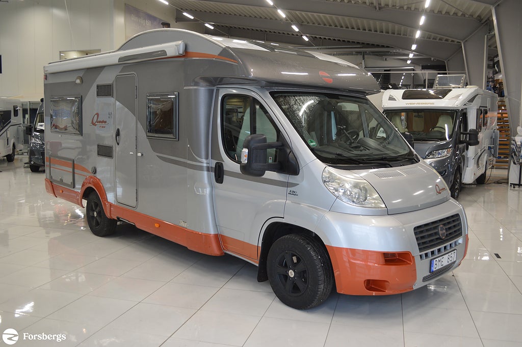 Bürstner QUADRO IT / Taksäng