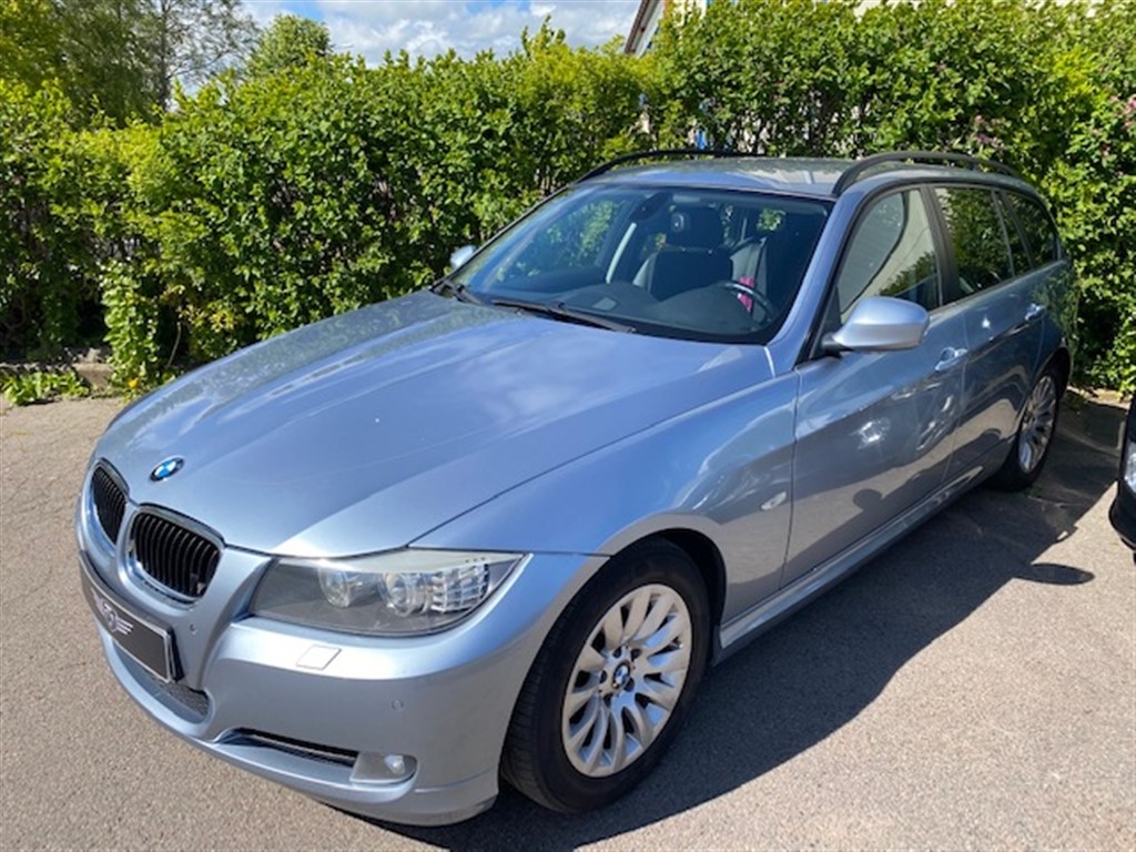 BMW 320 d , 177hk 0kr 2009, bild 3/35