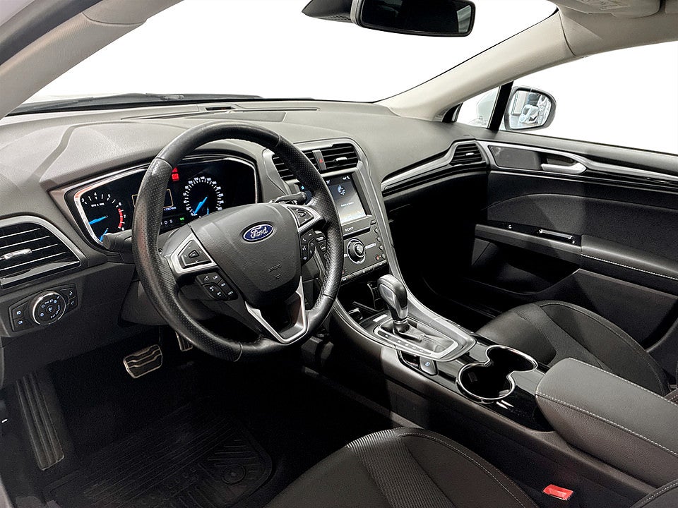Bild på Ford Mondeo ST-Line 1.5 EcoBoost 160hk Aut B-KAMERA RATTVÄRME