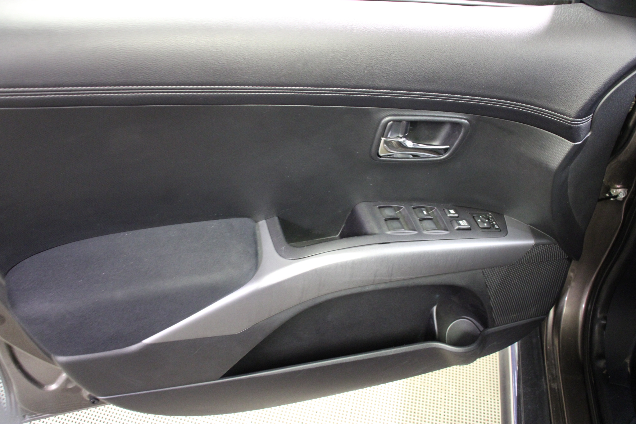 Mitsubishi Outlander 2012, bild 6/43