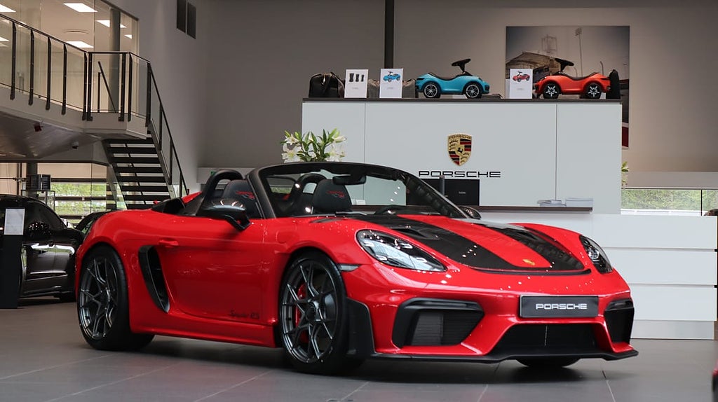 Porsche 718 Spyder RS Weissach