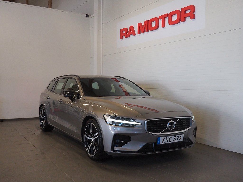 Volvo V60 T6 AWD Geartronic R-Design | 360° | H/K | Navi