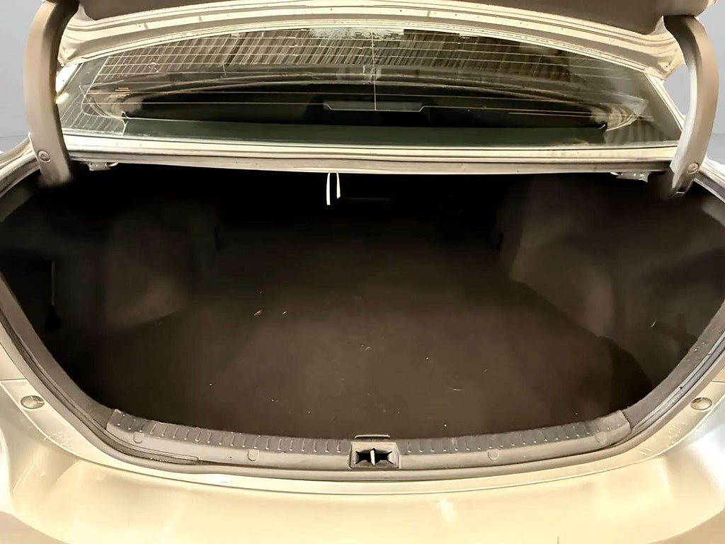 Toyota Avensis Sedan 1.8 Valvematic Business Hemleverans ingår - miniatyr 16