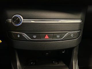 Peugeot 308 1.5 130hk Psensorer/Kamera/MoK-Värm/SoV-däck