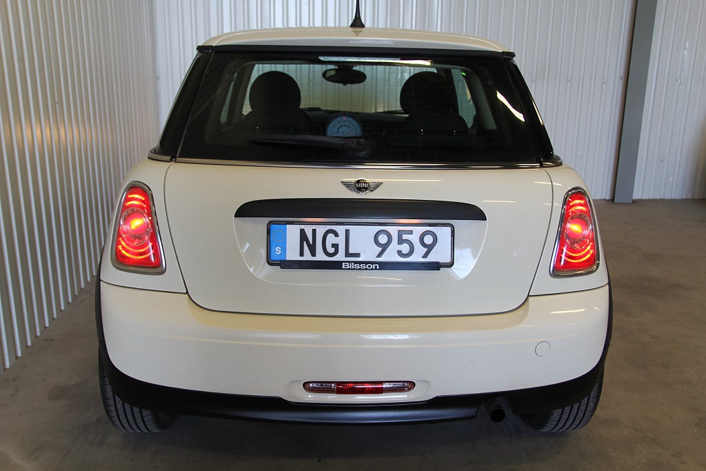 MINI One Nyservad, nybesiktigad m,m