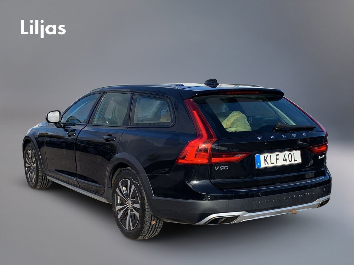 Volvo V90 Cross Country 2020, bild 2/10