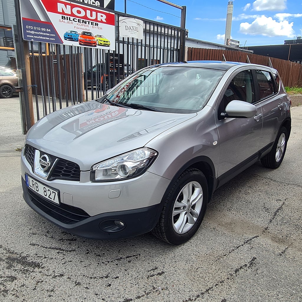 Nissan Qashqai 2.0 dCi, Navi , Panorama , B kamera, drag,  Euro 5