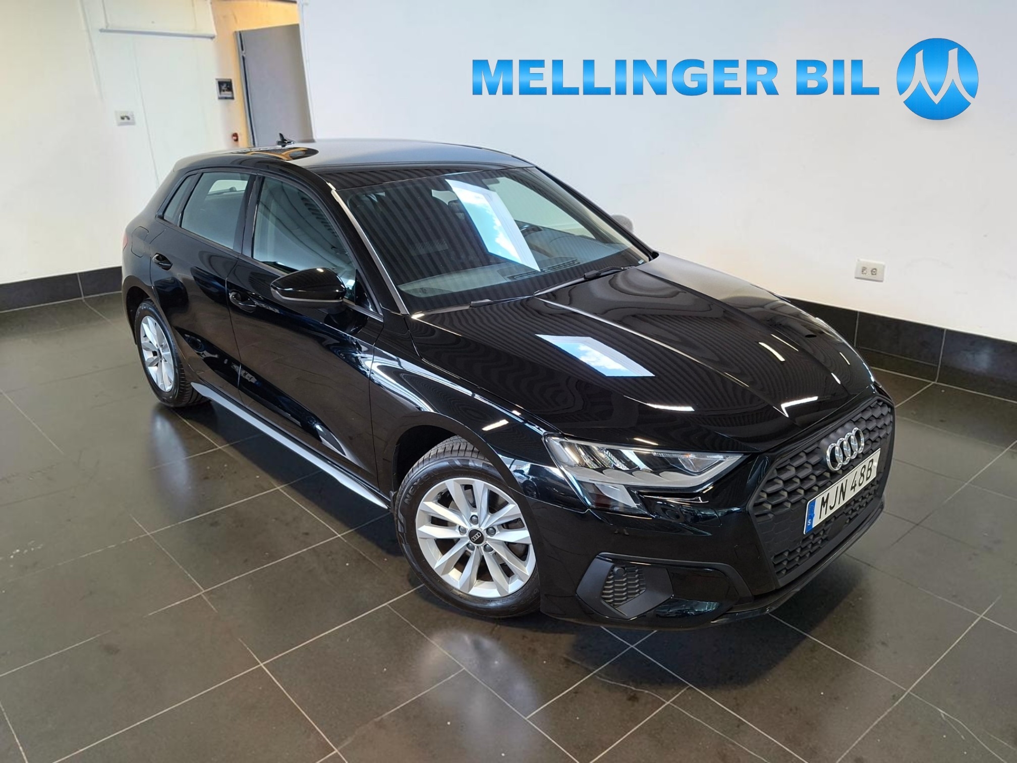 Audi A3 Sportback 35 TFSI 150hk Comfort 2023, bild 2/49