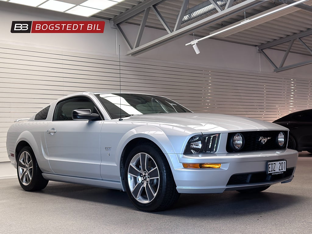 Ford Mustang GT V8 304hk | Mycket fint skick