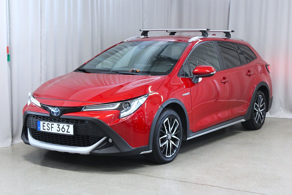 Toyota Corolla TREK Hybrid e-CVT, Drag, S&V-hjul, B-kamera, Rattvärme