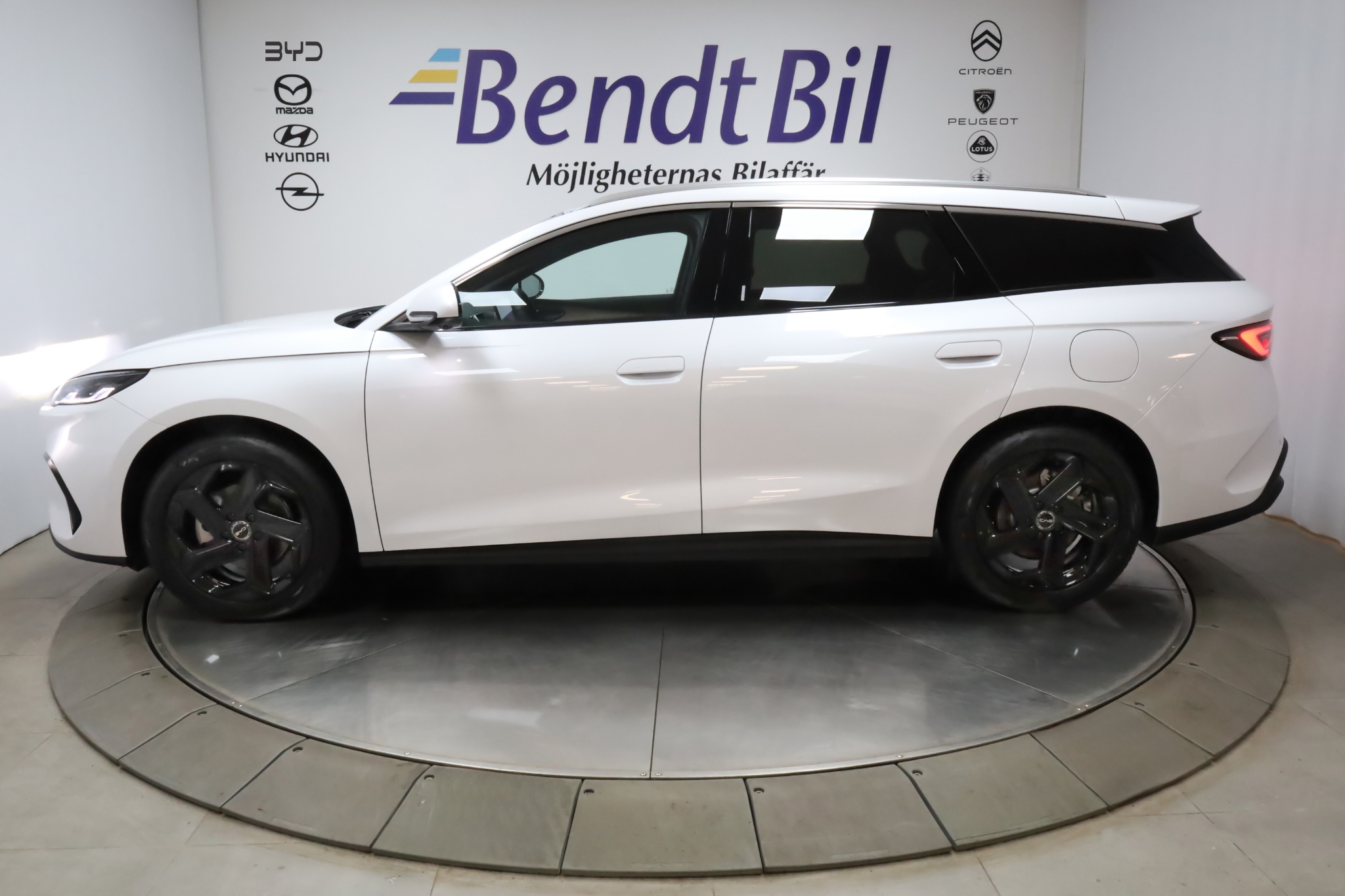 BYD Seal 6 DM-i Touring 2026, bild 7/46