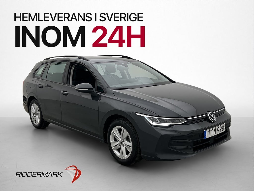 Volkswagen Golf 1.5 eTSI MOMS Carplay Värmare Drag