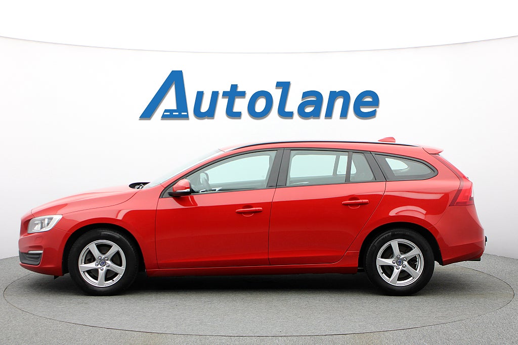 Volvo V60 D2 Your Kinetic Värmare 120hk Sommarkampanj 4,99%
