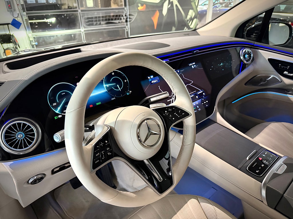 Mercedes-Benz EQS SUV 500 4MATIC AMG Superscreen Premium Plus - bild 5