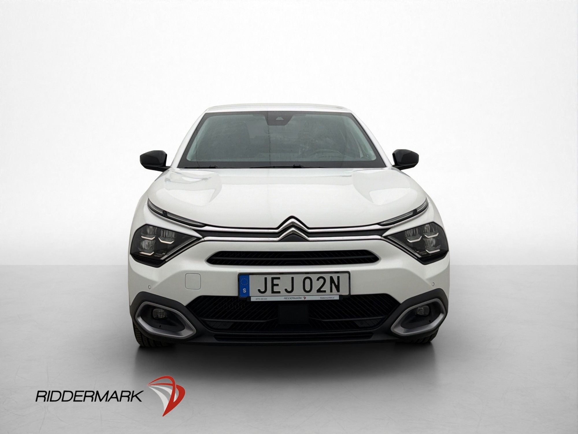 Citroen C4 X 1.2 PureTech 131hk MOMS 2023, bild 2/10