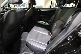 Kombi Subaru Outback 11 av 23