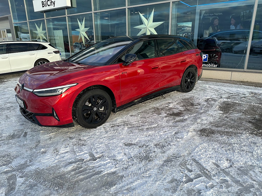 Volkswagen ID.7 GTX Tourer GTX, Plus