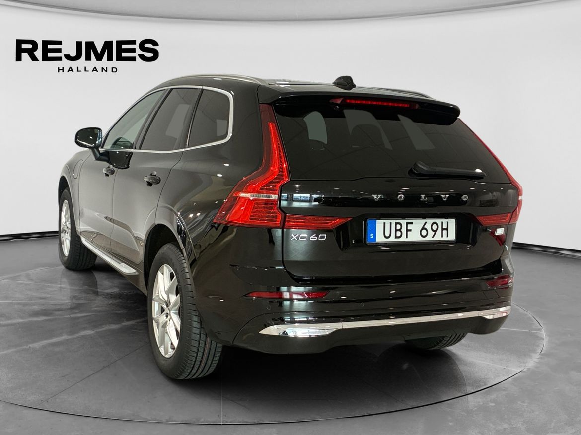 Volvo XC60 Recharge T6 Core Edition 2023, bild 2/10