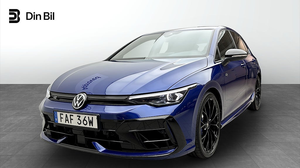 Volkswagen Golf R 4M 333hk/Black-style/DCC/harman-kardon