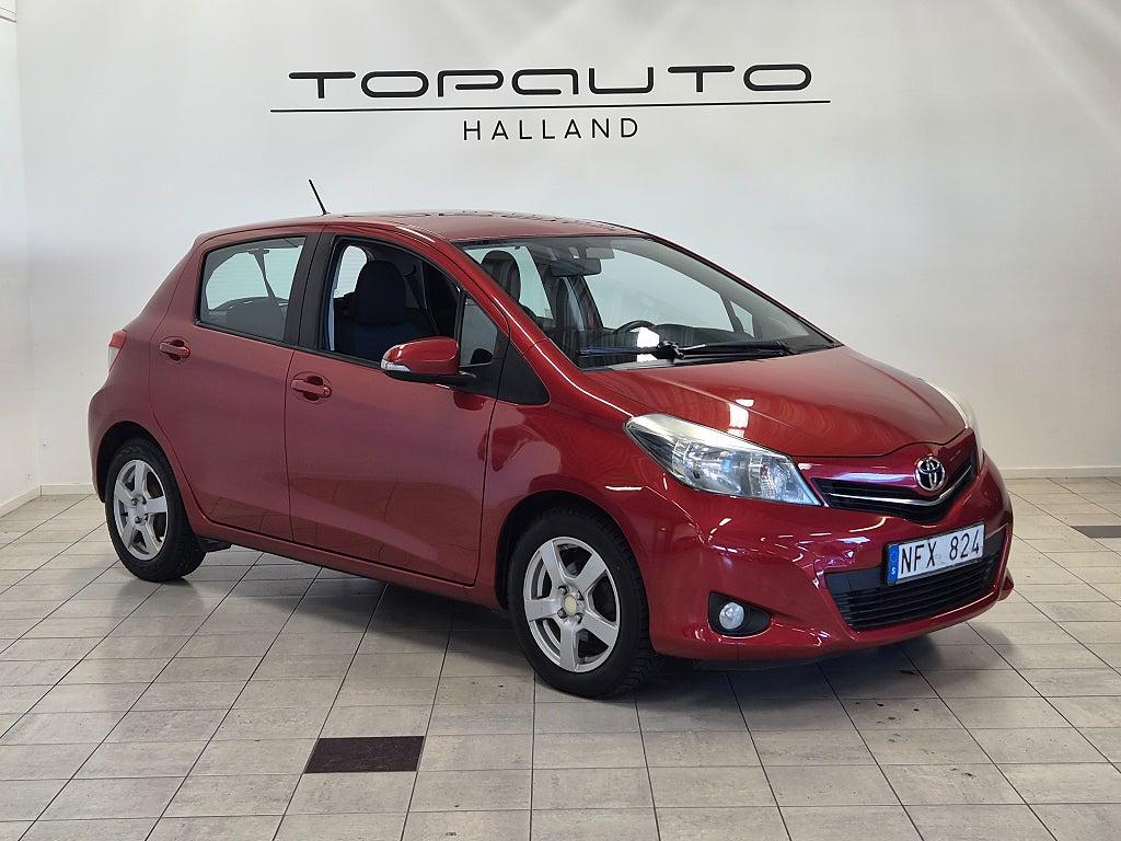 Toyota Yaris 5-dörrar 1.33 99hk |1-Ägare|Nybes|Backkamera