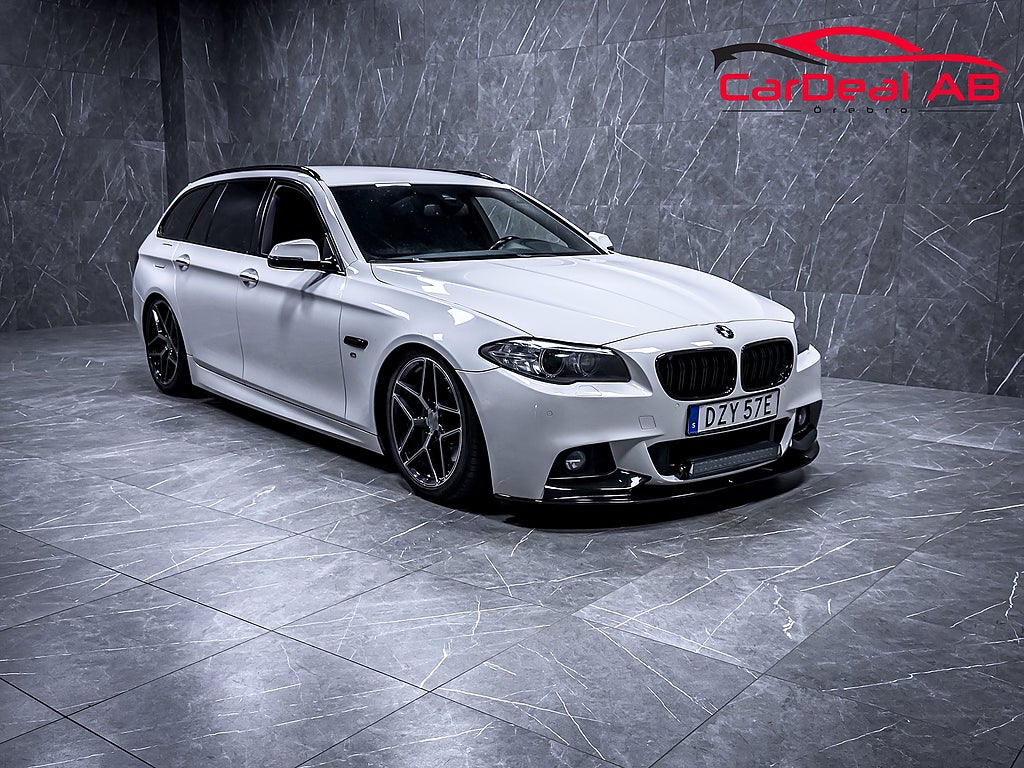 BMW 530 d Touring M-Sport H/K HUD 6WB Läder Paddlar *SE SPEC*