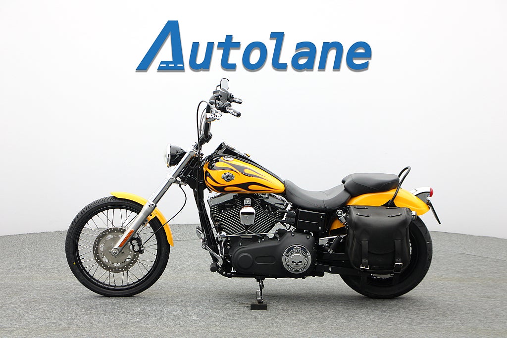 Harley-Davidson Wide Glide *Vance&Hines Nyservad Nya däck
