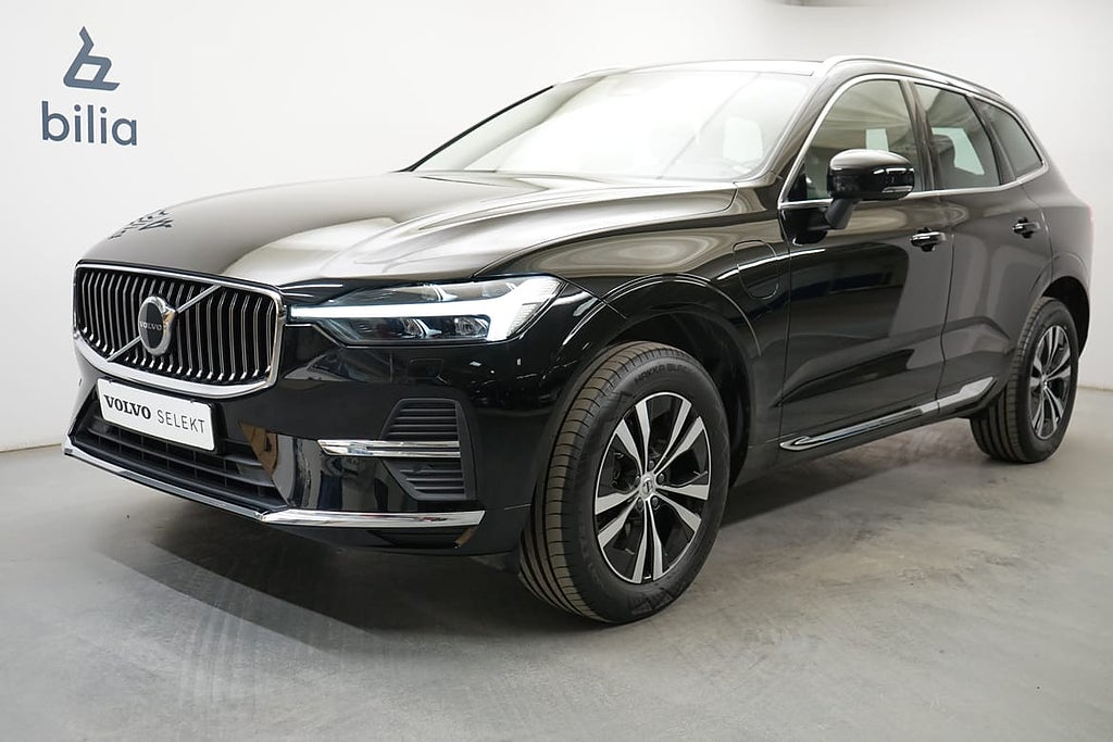 Volvo XC60 Recharge T6 Core Edition, Taklucka, Dragkrok, on c...